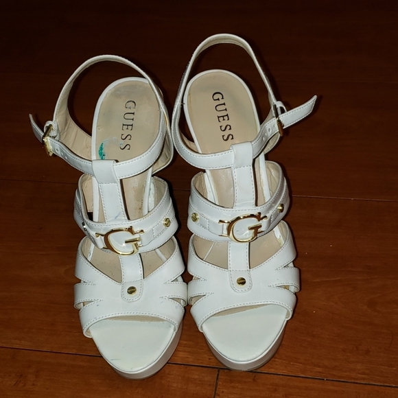 guess white sandals